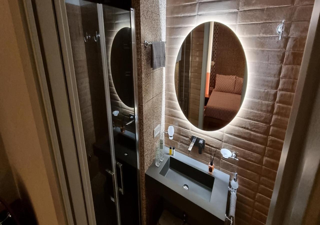 Hotel Occhi Di Napoli Experiential Relais Exterior foto